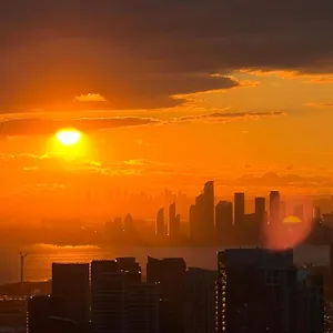 https://presidential-suite-heart-of-downtown-with-stunning-view-toronto.niagara-fallshotels.com